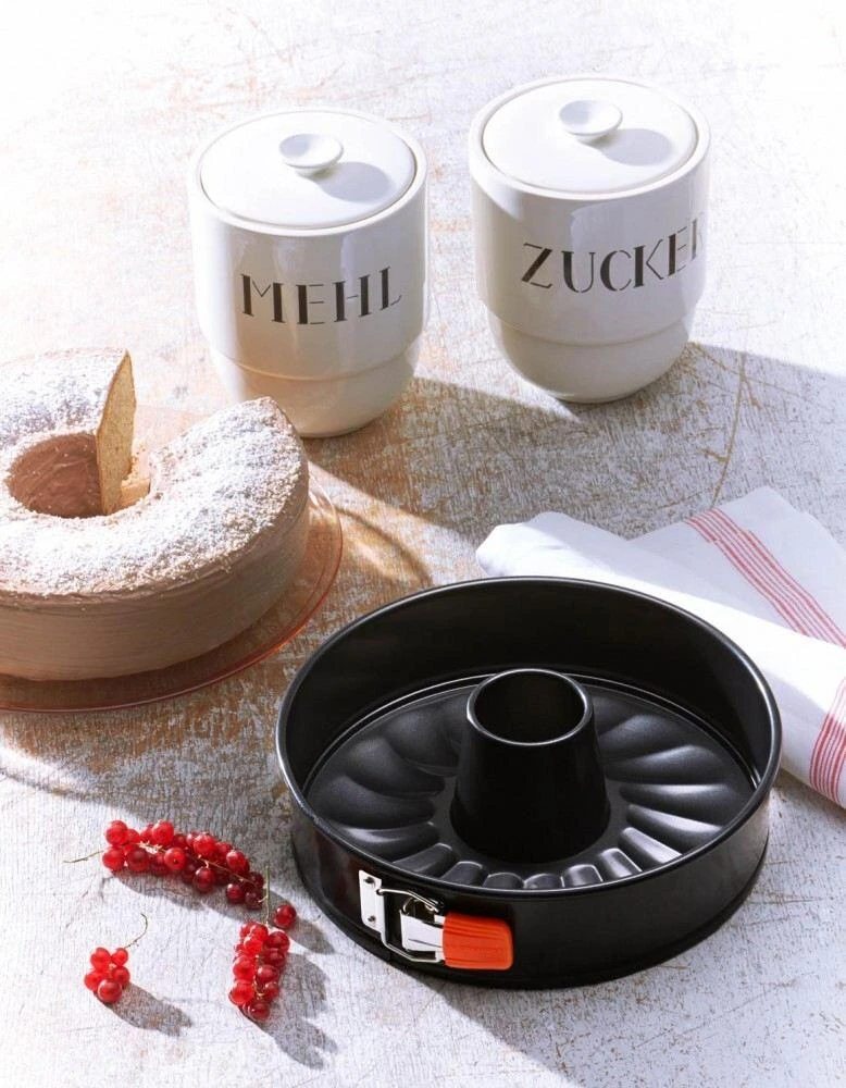 Le Creuset Rohrbodenform – Bild 2