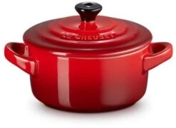 Le Creuset Mini Cocotte In Kirschrot